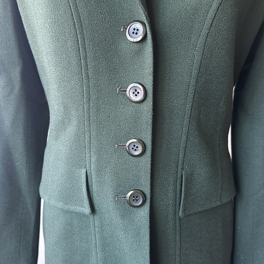 ICE CUBE by MICHAEL suit size 8 Hunter green 100% Wool and lined skirt & jacket - Picture 3 of 12